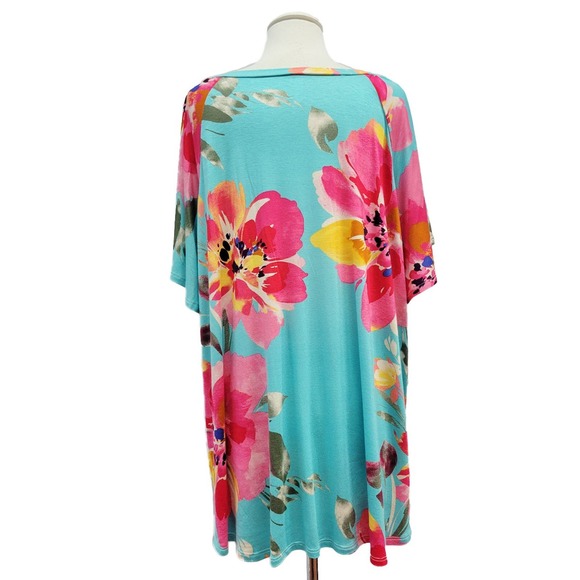 Plus size V neck Wide Sleeves Tunic Top - Picture 2 of 4